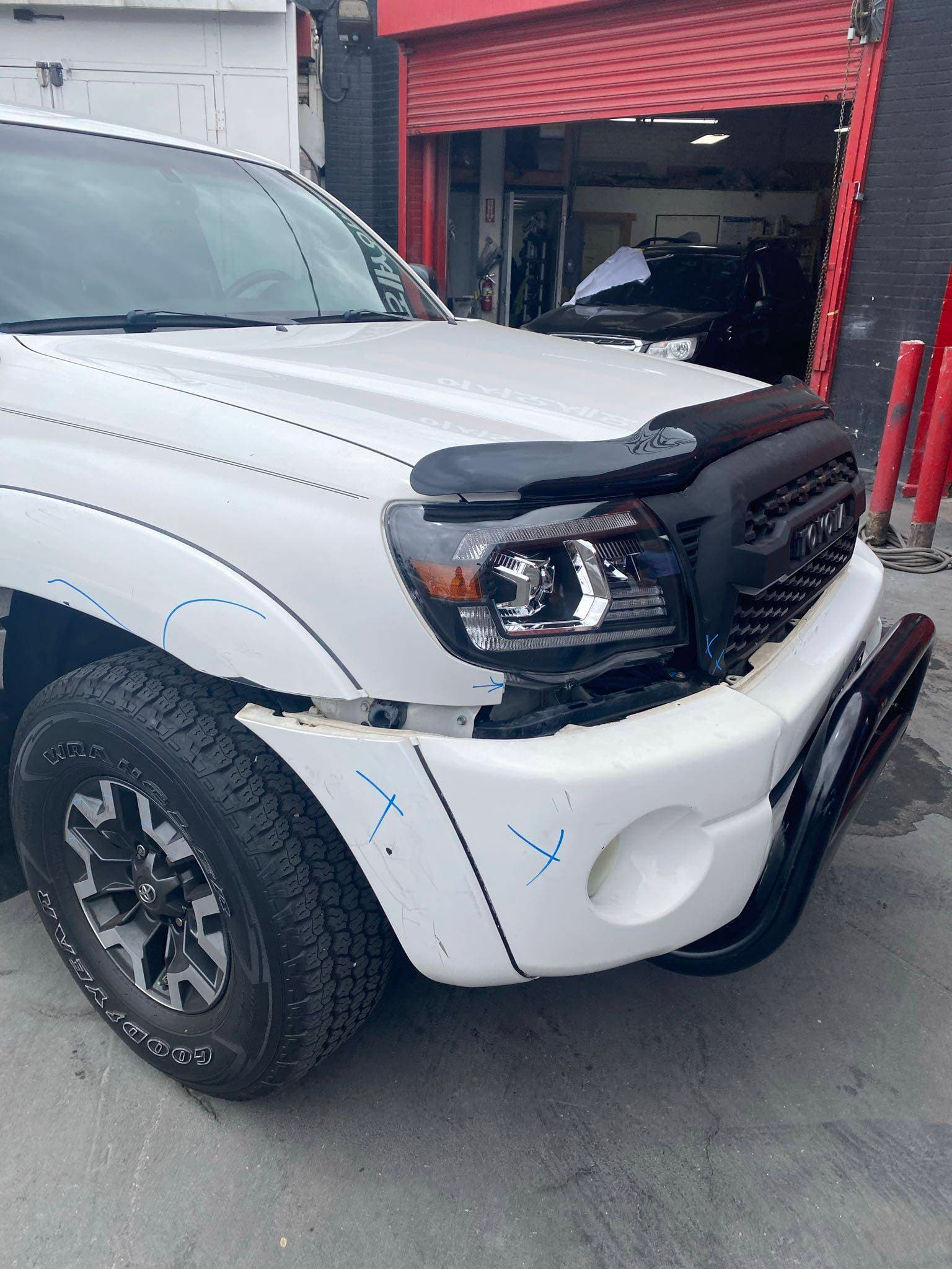 2010 Toyota Tacoma Front Driver Side Repair before repair